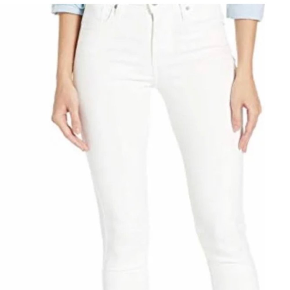 Levi's High Rise White Jeans
